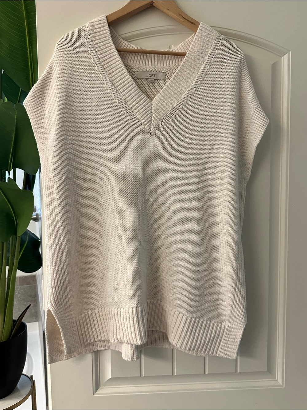 🤍 LOFT Cream Cable Knit Sweater Vest | XL - Picture 3 of 4